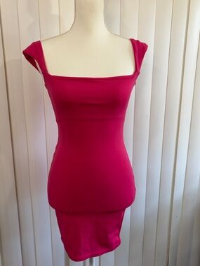 Pretty Little Thing Hot Pink Dress Size 2